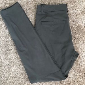 Lululemon Commission ABC Dress Pants 28x31 Olive